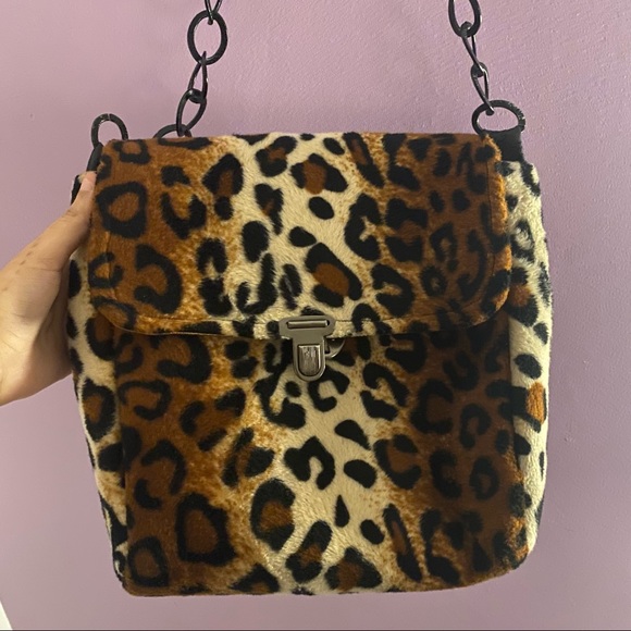 Cheetah print crossbody bag - Picture 2 of 3
